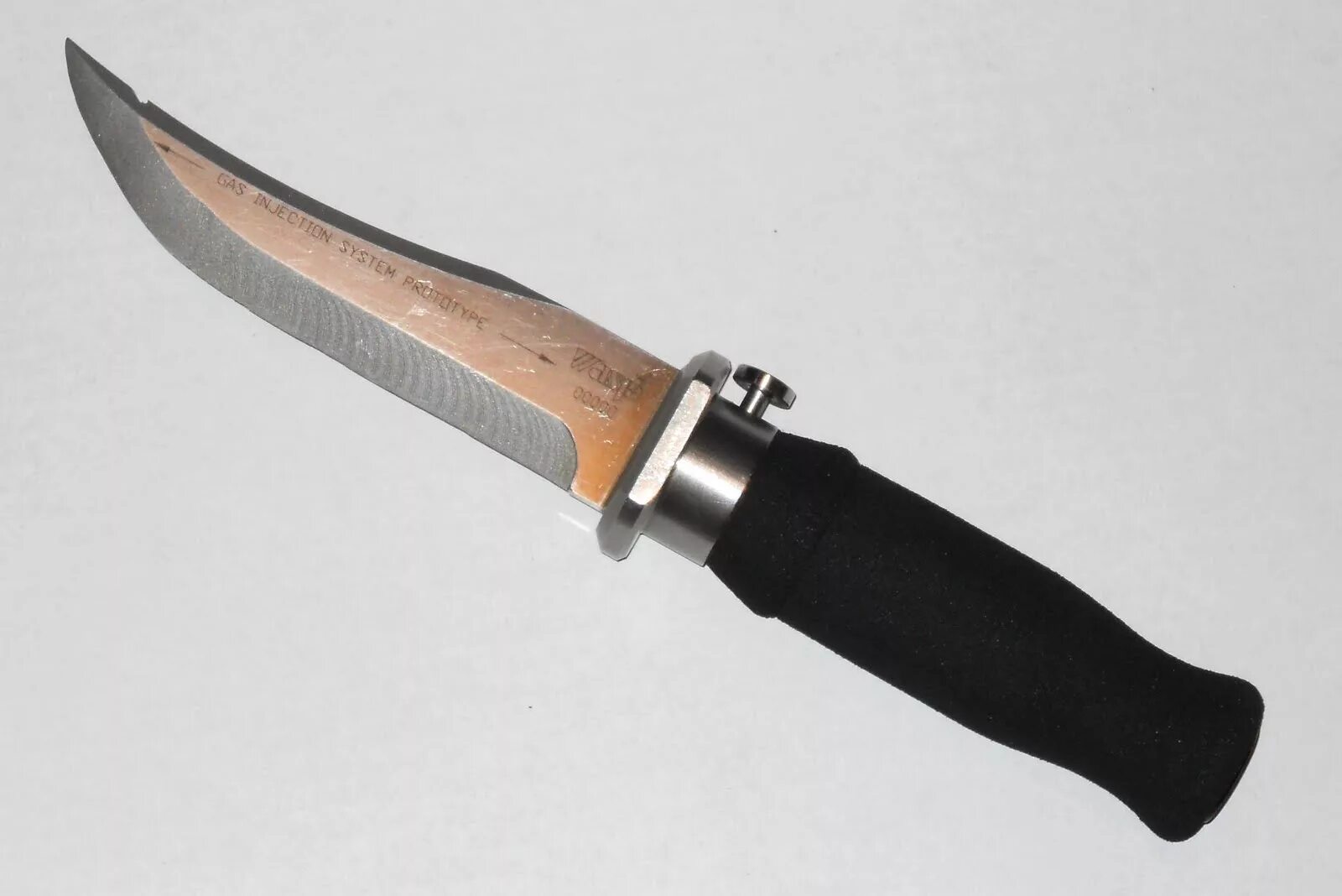 Д2 нож купить. Wasp Knife нож. Wasp injector Knife. Самый опасный нож в мире Wasp injector Knife. Нож Wasp Injection Systems.