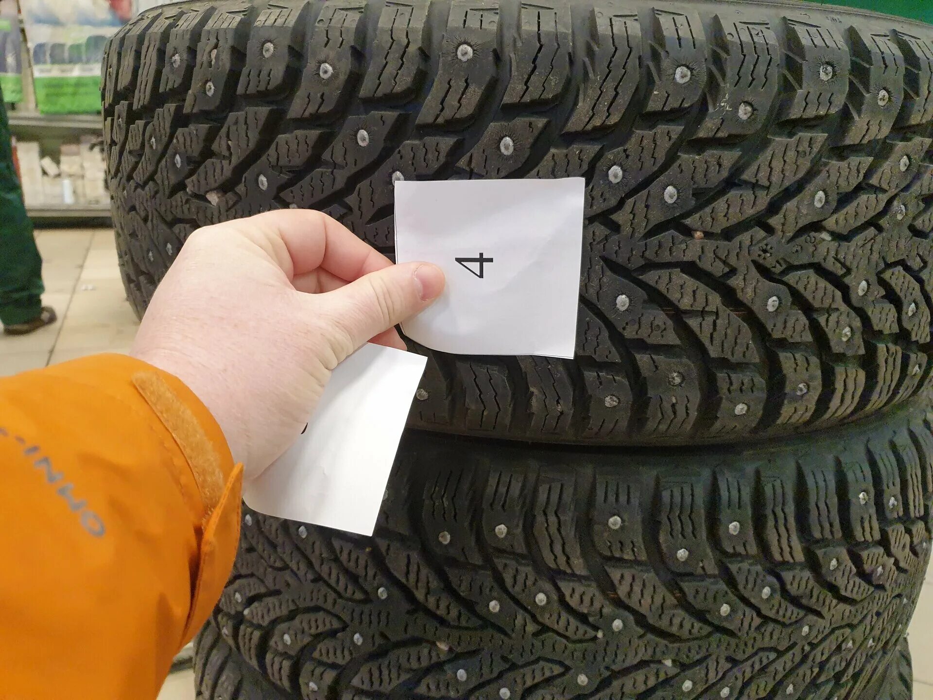 Hakkapeliitta 9. Нокиан хакапелита 9. Nokian Tyres Hakkapeliitta 9 зимняя шипованная. Nokian (Нокиан) Hakkapeliitta 9.