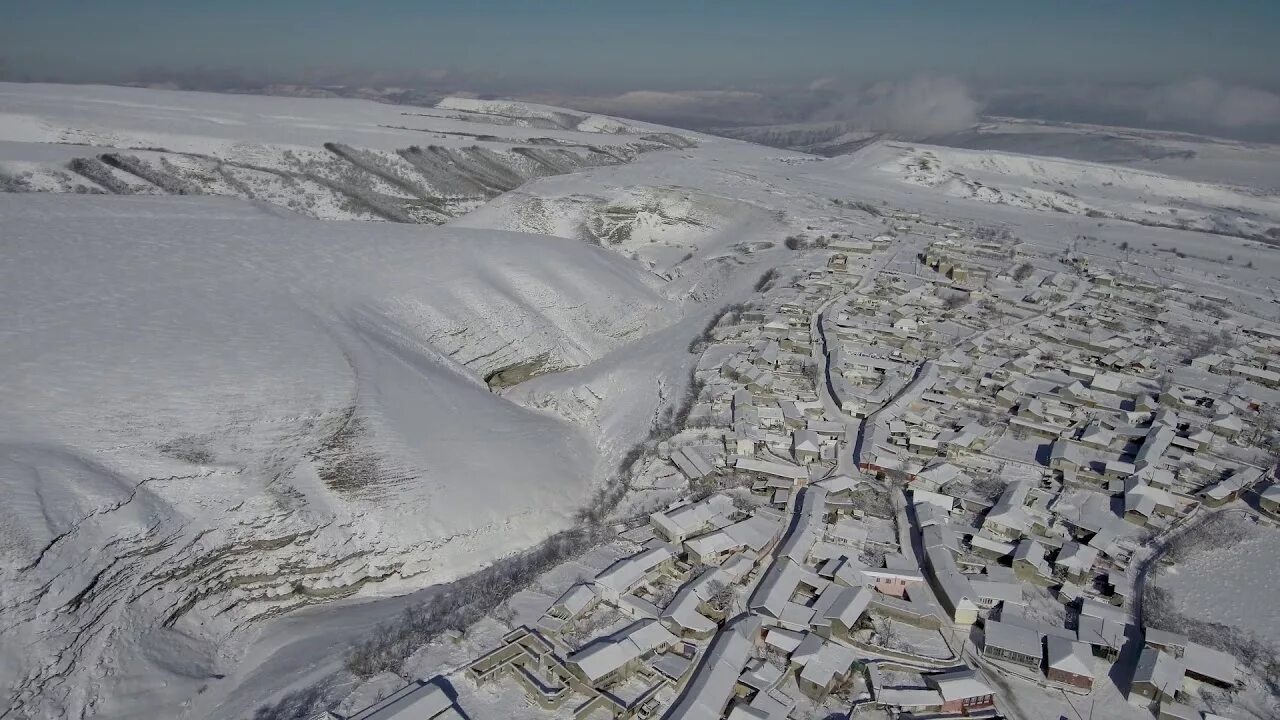 Погода в верхнем каранае. Село верхний Каранай Дагестан. Верхний Каранай Буйнакского района. Верхний Каранай Дагестан каньон. Пик Гагарина верхний Каранай.