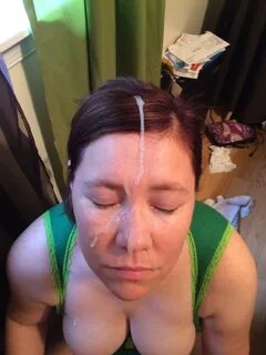 Amateur Wife Getting Cummed On 