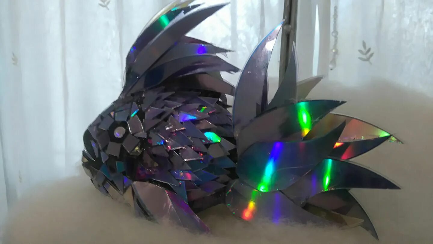 сделать дракона из дисков. фигурки из пластилина драконы. сделать дракона из дисков. дракон из подручных материалов. сделать дракона из дисков.