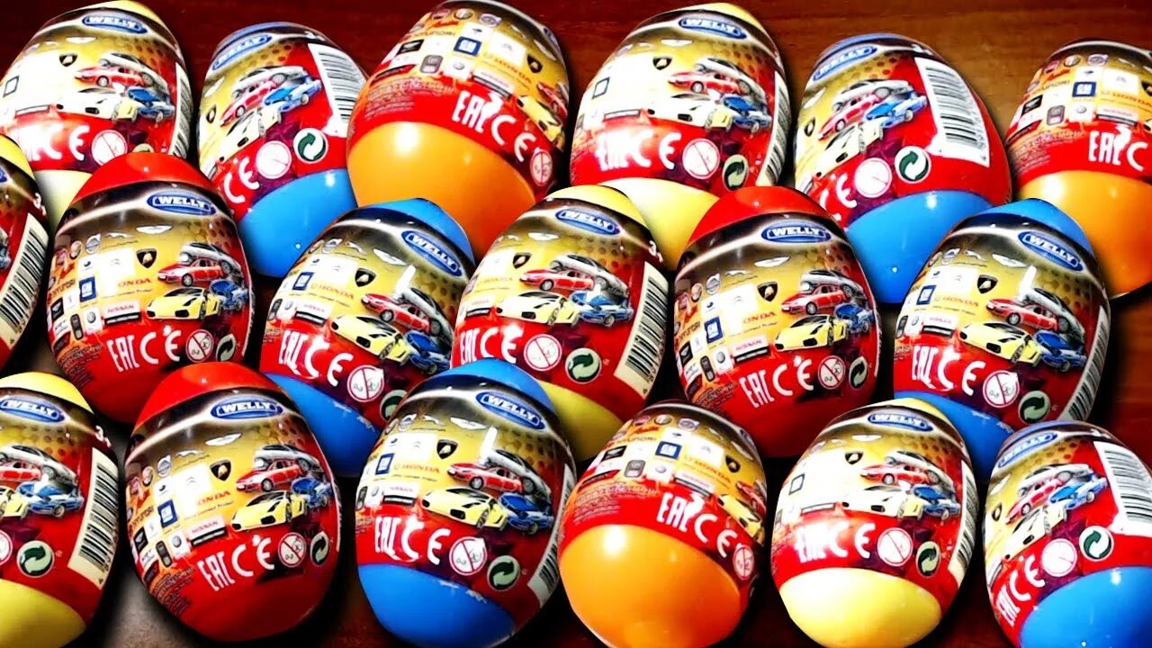 Реклама машинки для яиц. Машинки Велли яйца. Яйцо с сюрпризами машина Велли. Киндер сюрприз машинки Велли.