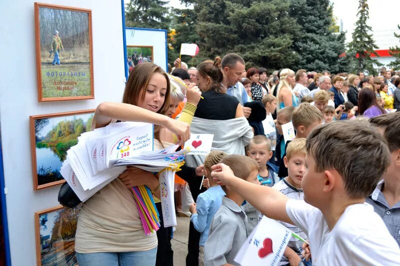 Погода в г семикаракорске. Семикаракорск люди. Семикаракорск население. Семикаракорск день города. Семикаракорск художественная школа.