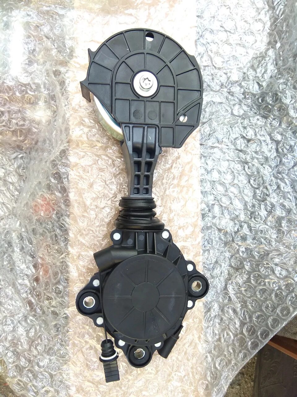 Привод помпы пежо 308. Привод помпы пежо 308 артикул. Пежо 308 1. Привод помпы пежо 408. Ролик помпы ситроен с4.