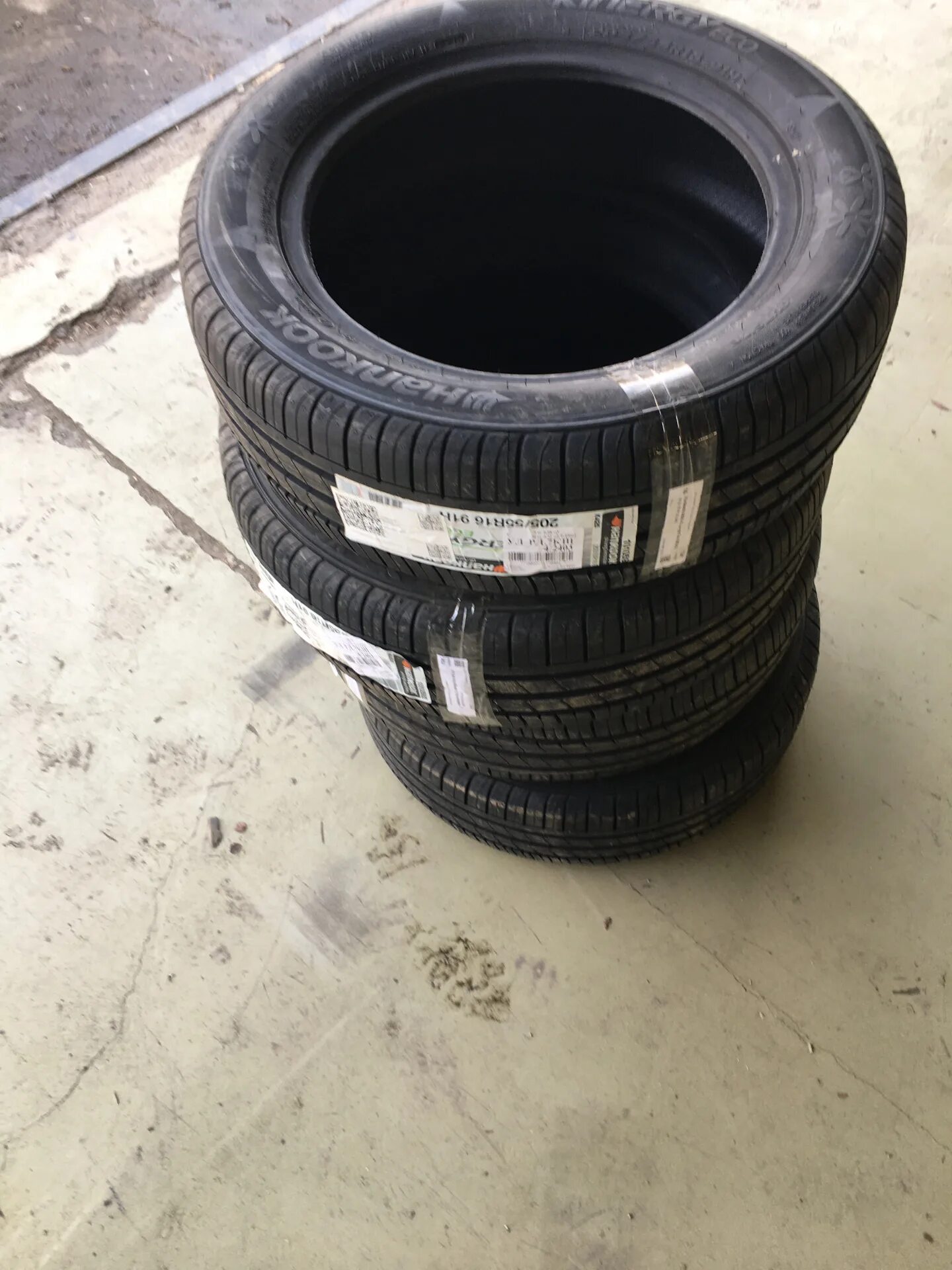 Шины kinergy eco отзывы. Hankook Kinergy Eco 205/55 r16. Hankook Kinergy Eco k425. Hankook Kinergy Eco 2 205/55 r16. K425 Kinergy Eco TL Hankook.