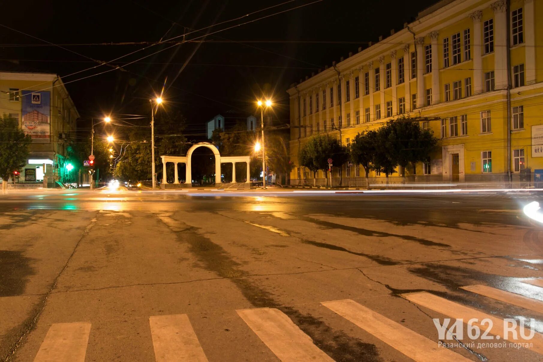 Фото рязанских. Ночная Рязань. Улицы Рязани ночью. Ночная Рязань фото. Рязань вечером.