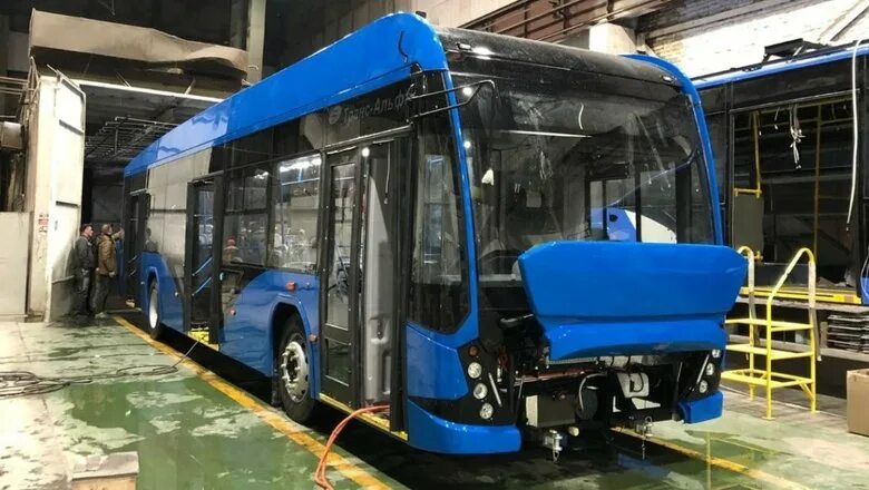 В Брянск приехал первый новый троллейбус - KP.RU