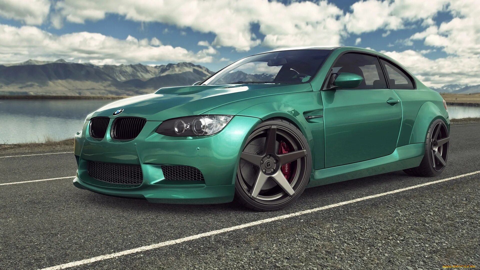 Е карс. BMW m3 Green. BMW m3 e92. BMW e92 Green. BMW m3 e92 зеленая.