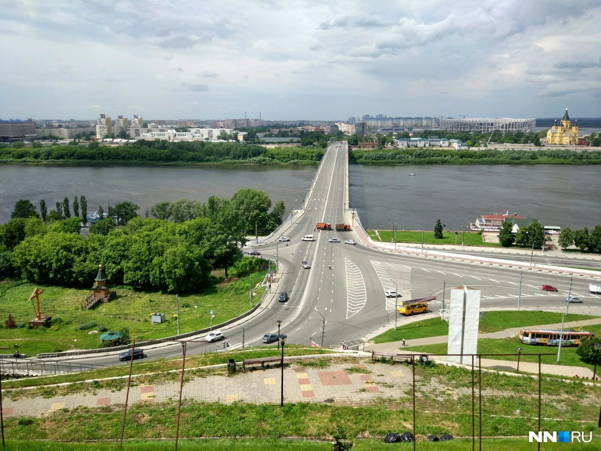 Канавинский район нижегородской области. Канавинский мост Нижний Новгород. Канавинский мост Нижний Новгород пешеходный. Канавинский мост пешеходный мост. Канавинский мост Нижний Новгород для пешеходов.