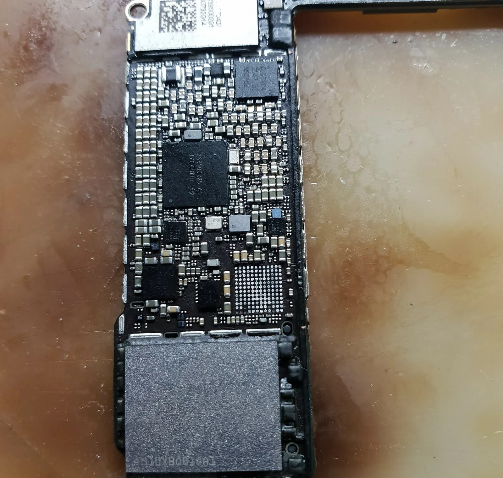 Аудиокодек iphone 7. Iphone 7 plus аудиокодек. микросхема аудиокодек iphone 7. iphone 7 plus аудиокодек перемычки.