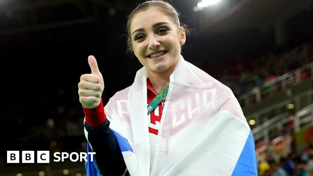 Российская гимнастка чемпионка 2000. Российская гимнастка чемпионка 2000. 2004 7. Линой ашрам. Российская гимнастка чемпионка 2000.
