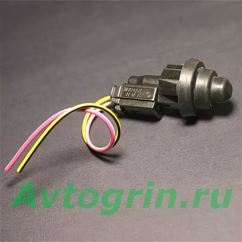 Как снять концевик рено дастер Установка концевика задней двери Renault Duster (1G), 1,6 л, 2014 года своими