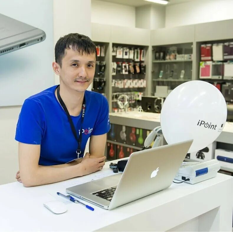 Ispace pos ташкент. Ispace москва. Ispace тбилиси. Ispace алматы. компьютерный магазин интерьер.