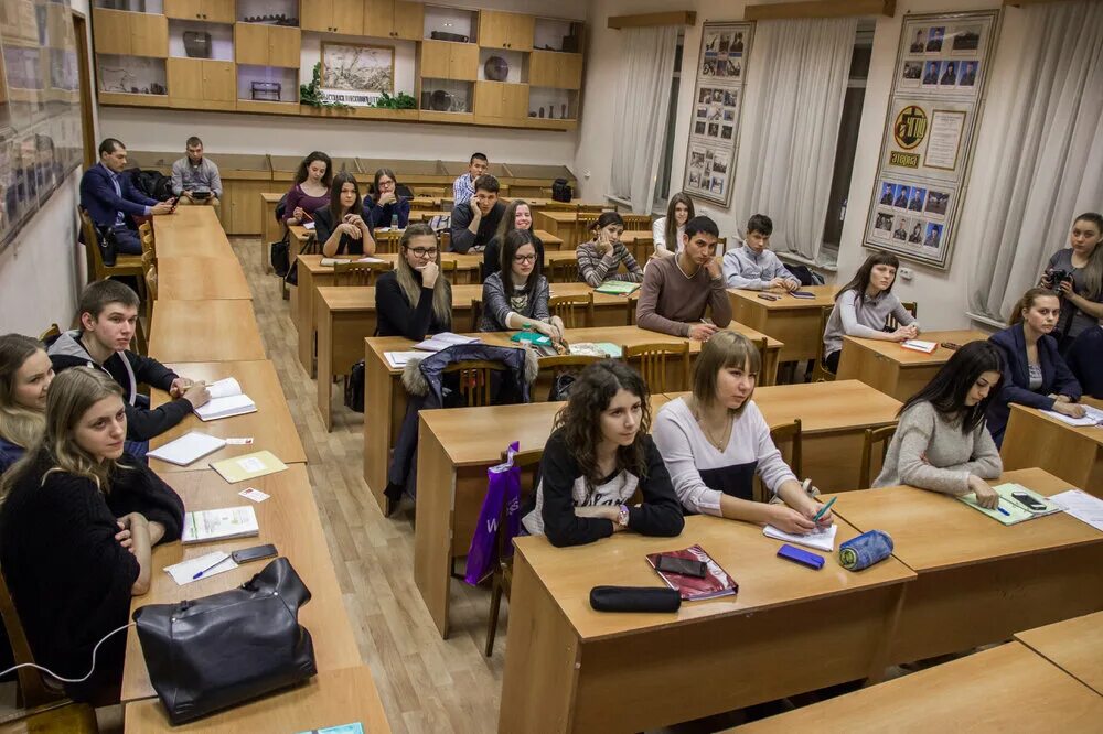 Сайт чгпу челябинск. Южно-Уральский педагогический университет. ЧГПУ Челябинск. Челябинск Южно Уральский государственный университет студенты. Колледж ЮУРГГПУ ЧГПУ Челябинск.