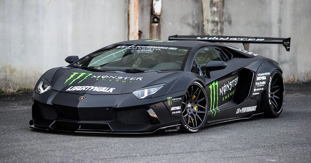 Ламборгини монстр. Lamborghini aventador monster energy. винил на ламборгини хуракан. авентадор либерти волк. авентадор кен блок.