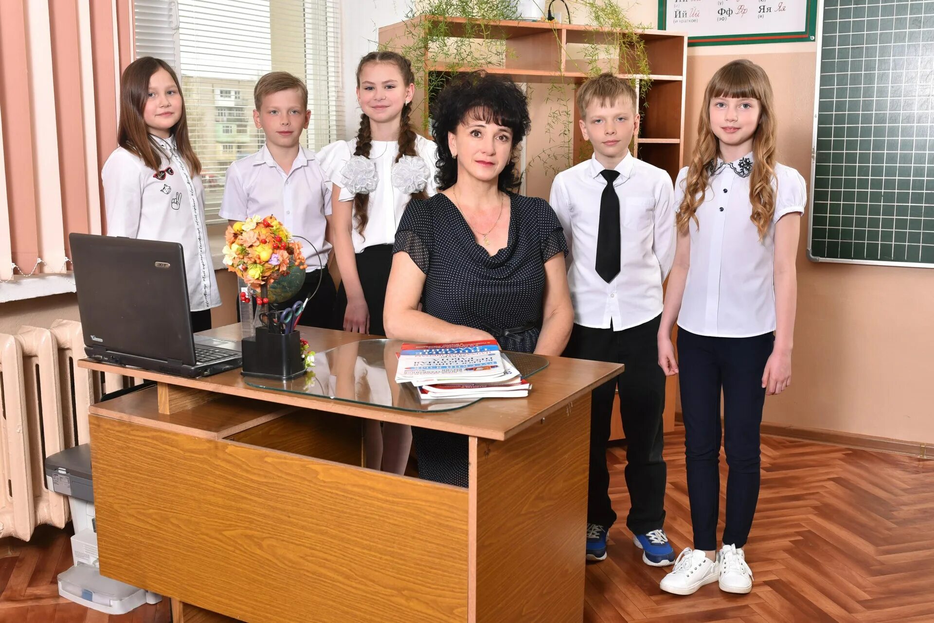 4 школа михайловка. Школа 5 сургут. 5 школа михайловка волгоградская область. Сайт школы номер 5 города михайловка волгоградской области. 5 школа михайловка волгоградская.