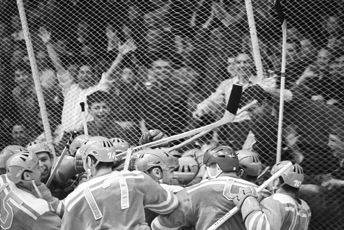 состав сборной канады по хоккею в 1972 году. сборная канады по хоккею 1972 состав. сборная канады по хоккею 1972 состав команды. состав команды сборной 1972. состав сборной канады по хоккею в 1972 году.