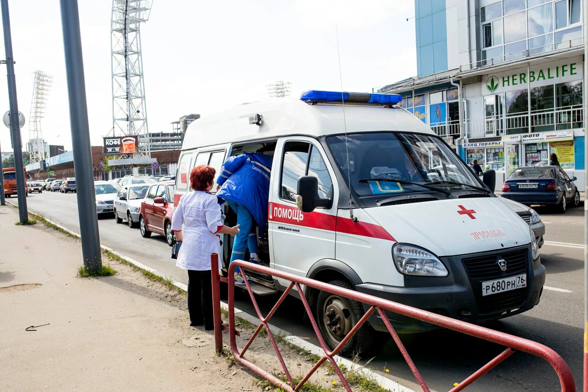 служба медицины катастроф россии. вакансии скорая нижний. реанимационная бригада скорой помощи. фельдшер. скорая медицина катастроф.
