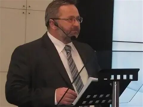 Обложка для агентства недвижимости. Риэлторская конференция. Оценщик недвижимости. Агент по недвижимости. Осмотр квартиры.