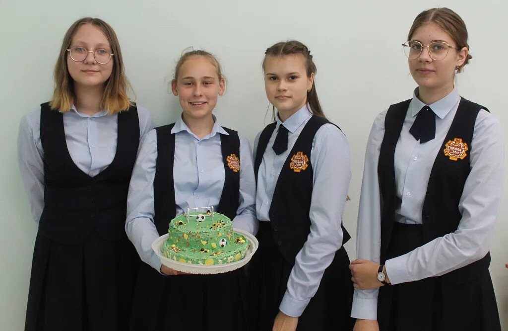 Конкурс среди общеобразовательных. Фестиваль футбол в школе. фестиваль в школе. футбол в школе всероссийский фестиваль. всероссийский конкурс футбол в школе.