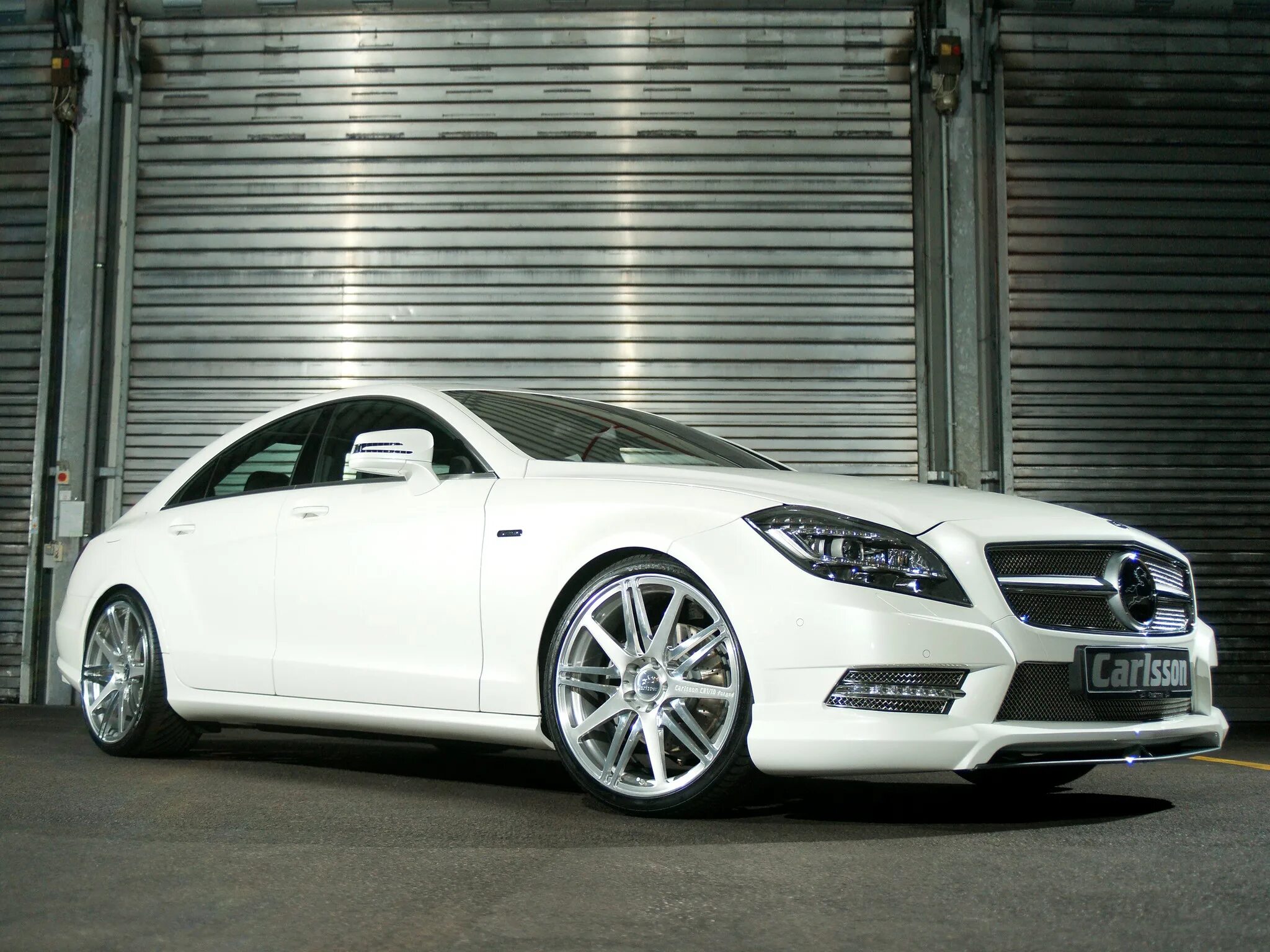 Mercedes benz carlsson 63. Mercedes cls 2011. Mercedes s class w221. Carlsson c25 royale super gt. Мерседес цлс 63 амг.