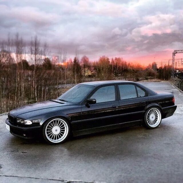 БМВ 7 е38. BMW 760 e38. БМВ е38 Alpina. BMW e38 740il.