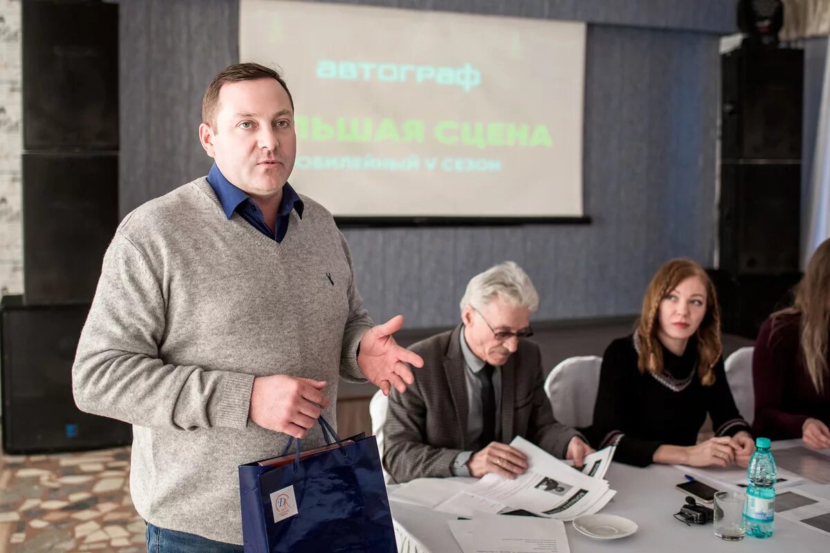 Директор дк. Директор дворца культуры верхняя салда. Оксана карахова даймлер. Валентина художественный руководитель. Лидия королева директор дк.