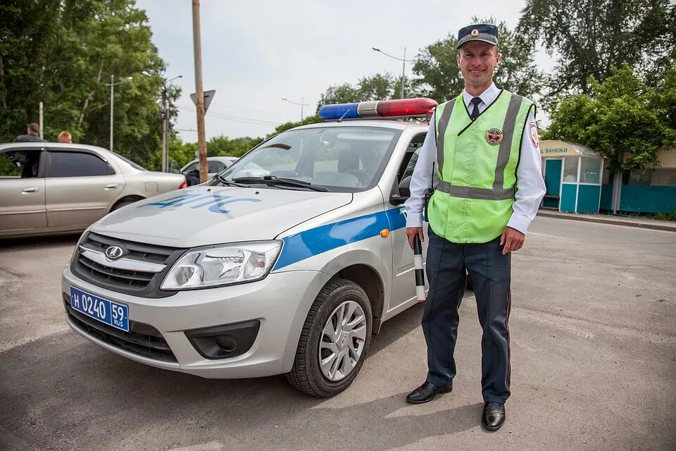 ДПС Пермь. Сотрудники ГАИ Пермь. Экипажи ГИБДД В Перми. Новости гаи александрова