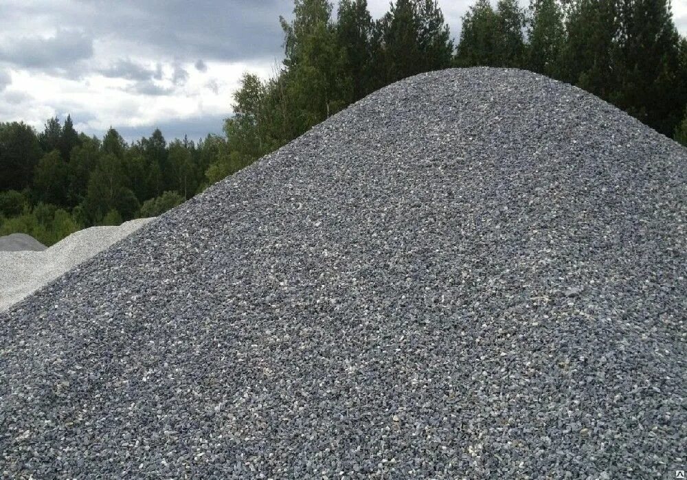 Щебенка город. Щебень гранит. фр. 20-40 м1200. щебень гранитный м1100. гранитная щебенка. куча щебня.