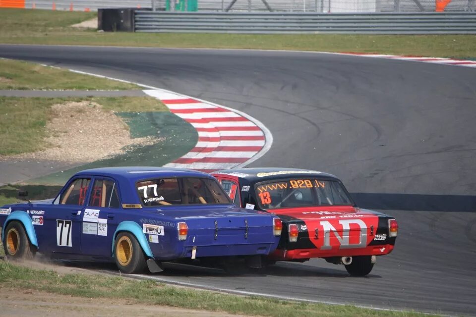 Moscow Classic Grand prix Волга универсал. ГАЗ 2402 гоночная. Декали Moscow Classic Grand prix Волга. Moscow Classic Grand prix Волга ГАЗ 21 матч. Автоспот ру подержанные