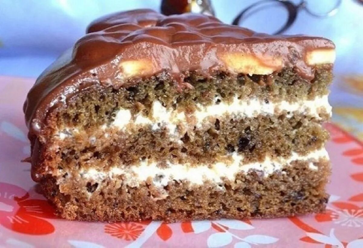 Рецепт быстрого и простого торта. Тортик на кефире. тортик вкусный и быстрый. самый быстрый и вкусный торт. вкусный домашний тортик быстрого приготовления.