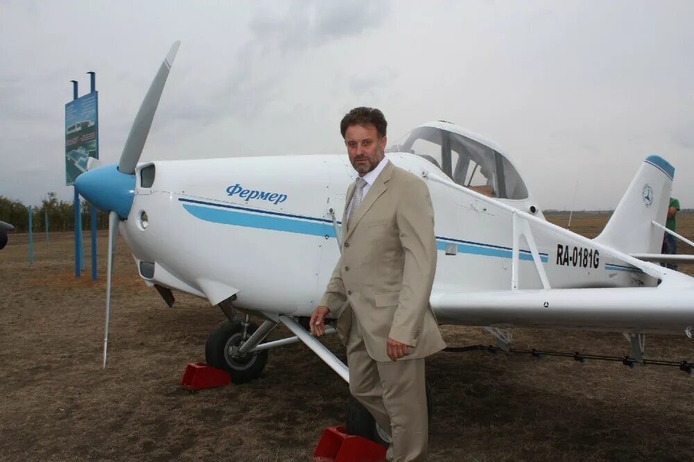 Купить самолет в казахстане. Самолет фермер. Сункар авиа. Проект "Сункар". Распространенный самолет у фермеров.