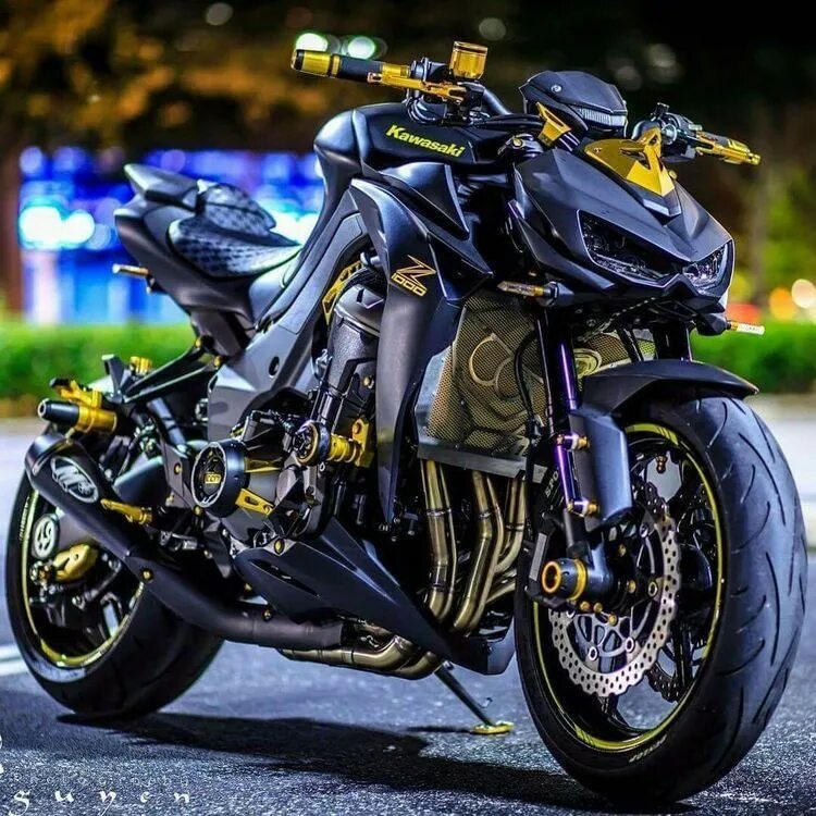 Kawasaki ninja zx6r 2012. Модель мотоцикла. Кавасаки z1000 2022. Мотоциклы yamaha kawasaki. Кавасаки ниндзя zx6r.