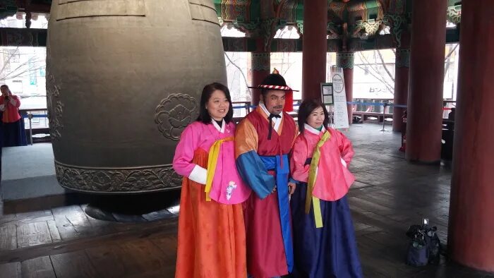 новый год в японии традиции 108 ударов колокола. новогодний колокол в японии. 108 ударов колокола в японии. новый год в японии традиции 108 ударов колокола. 108 ударов колокола в японии.