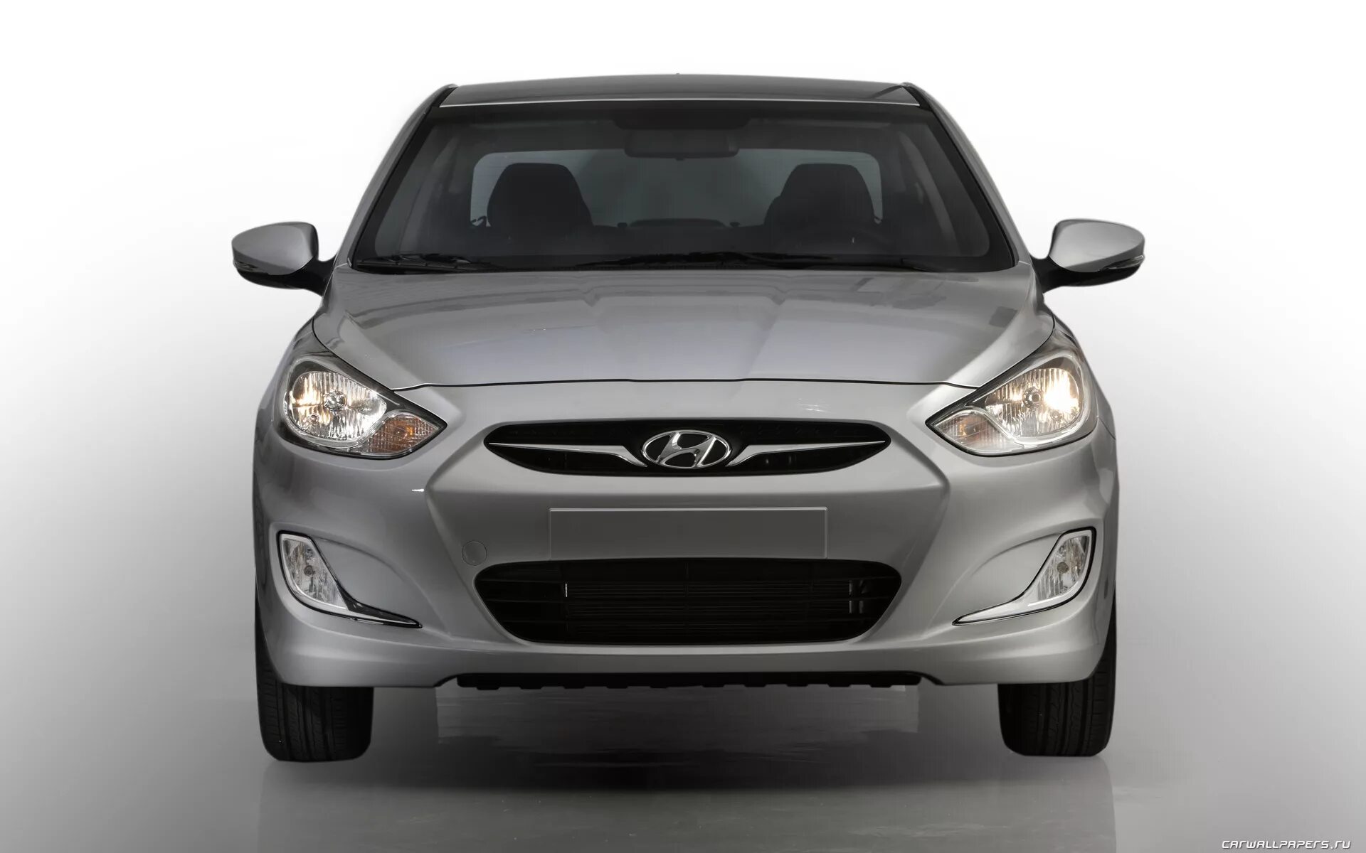 Иномарки хундай. Hyundai Solaris 2010. Hyundai Solaris 2010 седан. Hyundai Solaris 2011 седан. Hyundai Solaris 2014 седан.