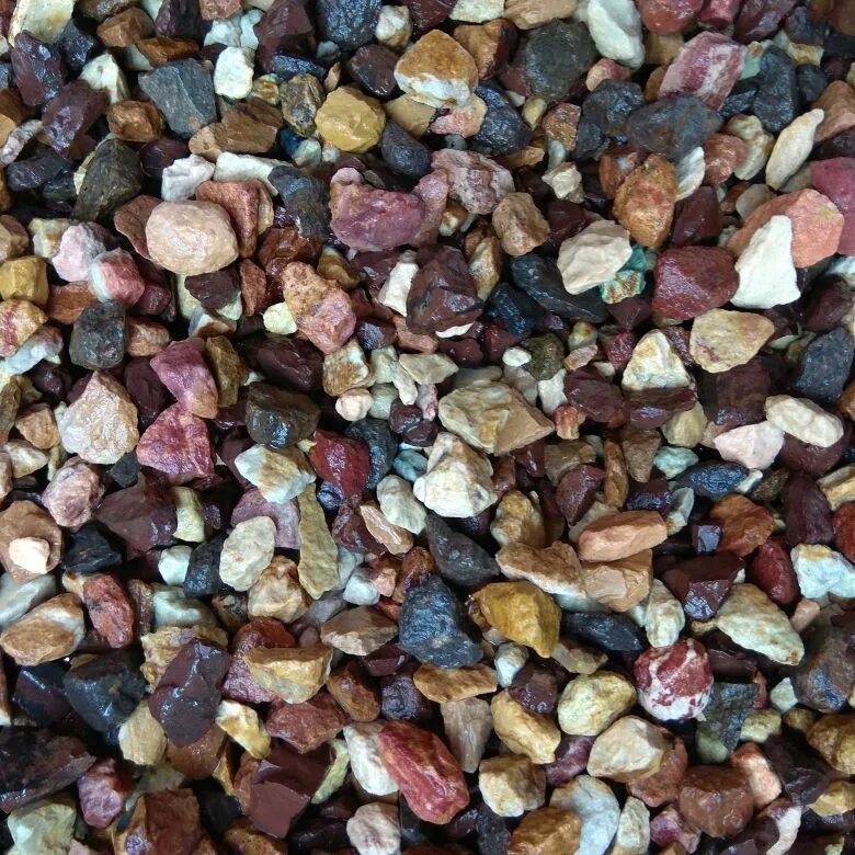 Мраморная крошка 10-30. Валберис мраморная крошка. Мраморная крошка камень. Грунт barbus gravel 075 каменная крошка цветная черная 5-10мм 1кг. Декоративный гравий.