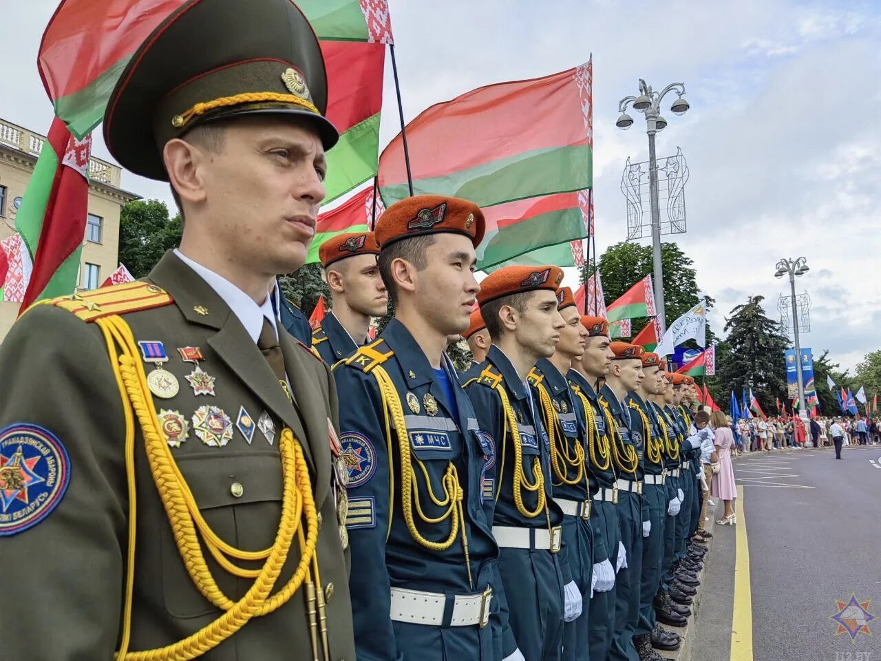 Сайт угз мчс рб. Курсанты. цвета мчс. курсанты мчс рб это. беларуский мчс концерт.