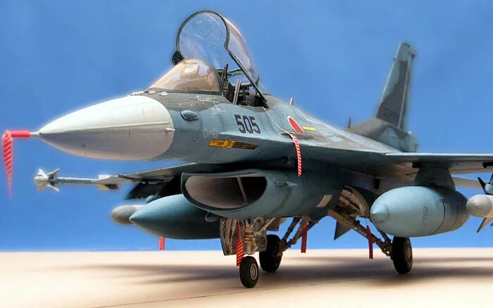 Mitsubishi f. Mitsubishi f-2. Японский истребитель Mitsubishi f2. Mitsubishi f-2 и f-16. Mitsubishi f-1 Jet.