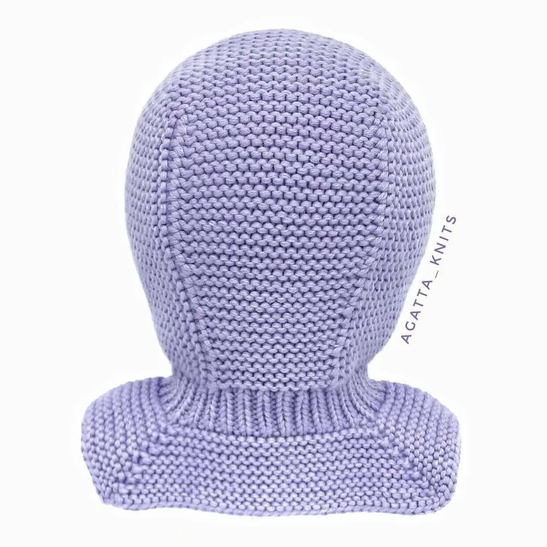 Вязать шапку шлем. Agatta knits шапка шлем. шапка шлем mariella. шапка шлем спицами наталья савченкова. вязаная шапка шлем для мальчика.