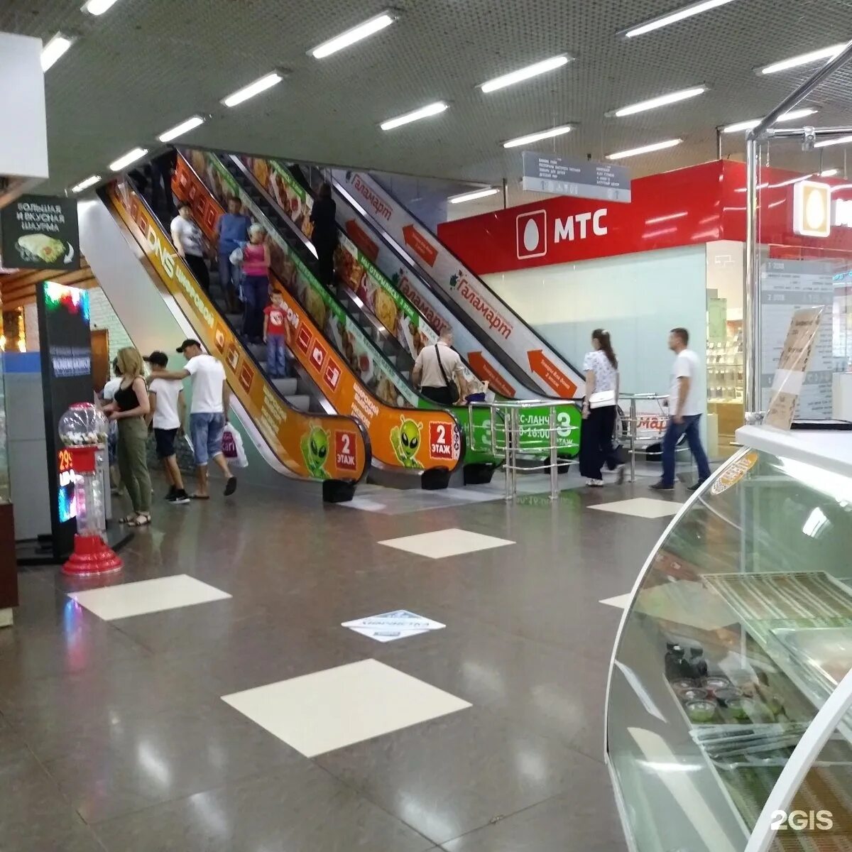 континент троллейная 130 магазины. континент торговый центр новосибирск. континент троллейная 130 магазины. континент новосибирск троллейная. тц континент.