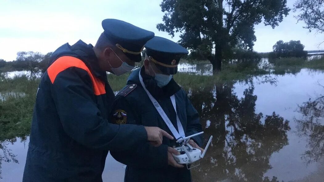 Новости белогорска амурской области. Спасатели Свободный Амурской. Г Белогорск Амурской области река Томь. Белогорск.Амурская область.река Томь. Желтый песок. Остров Старица Белогорск фото.