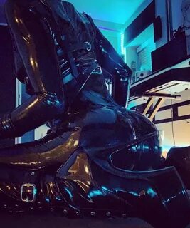 anon :: латекс :: Эротика :: песочница эротики 