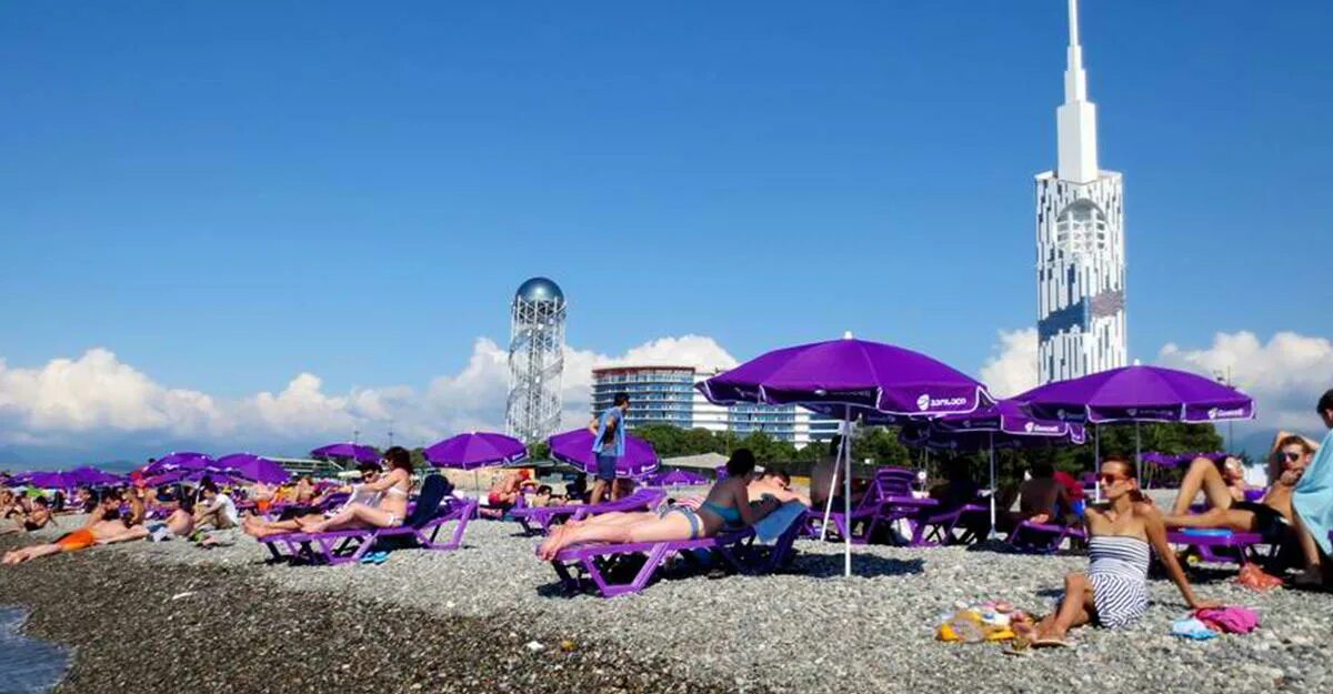 Грузия все включено 2024. Пляжи Батуми 2022. Центральный пляж Батуми. Батуми центр пляж.