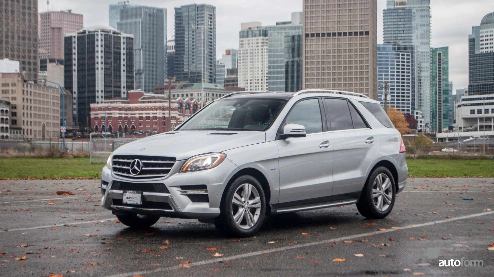 Mercedes ml 4matic. Mercedes ml 350 4matic. Mercedes ml350 2012. Ml 350 BLUETEC 4matic. Mercedes Benz ml350 4matic 2012.