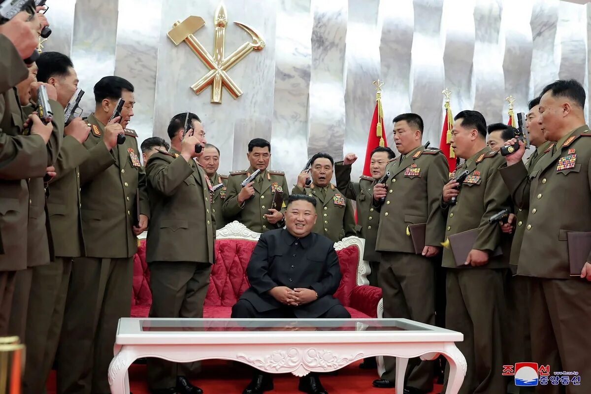 Северная Корея Кин Чен Ын.
