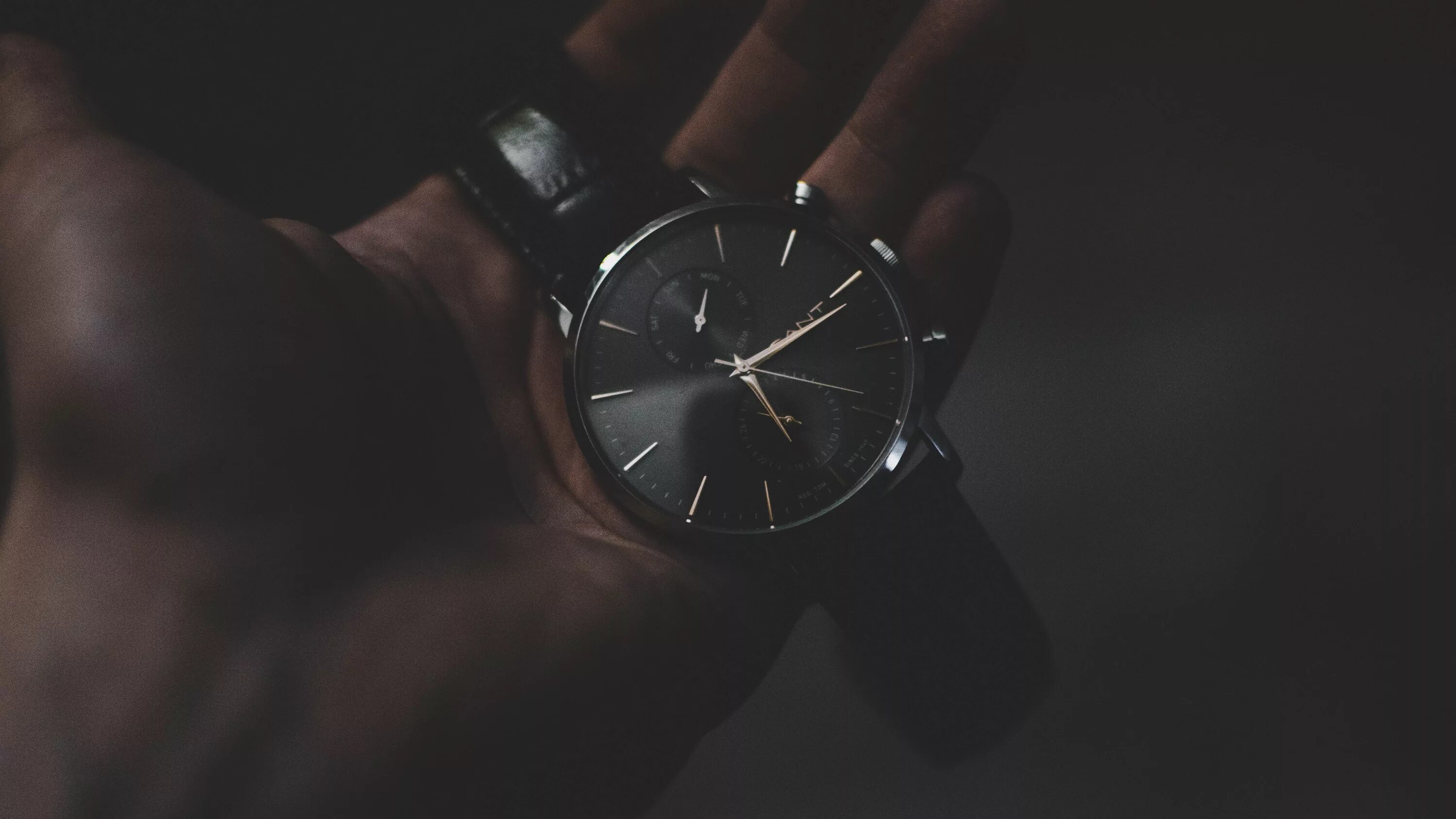 It watch in english