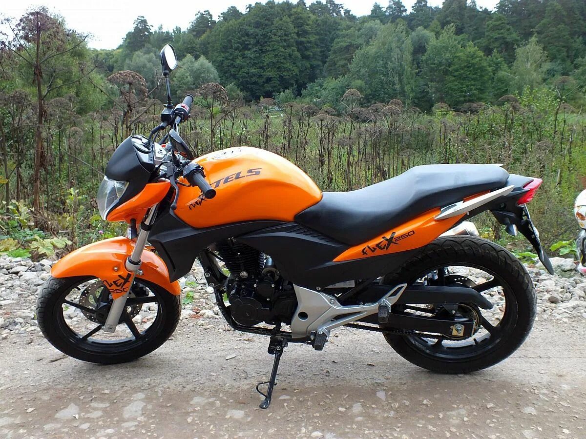 Мотоцикл фалькон спитфайр 250. Мотолэнд cbr 250 кубов. Максималка 250 кубов. Мотоцикл рейсер скайвей 250. Максималка 250 кубов.