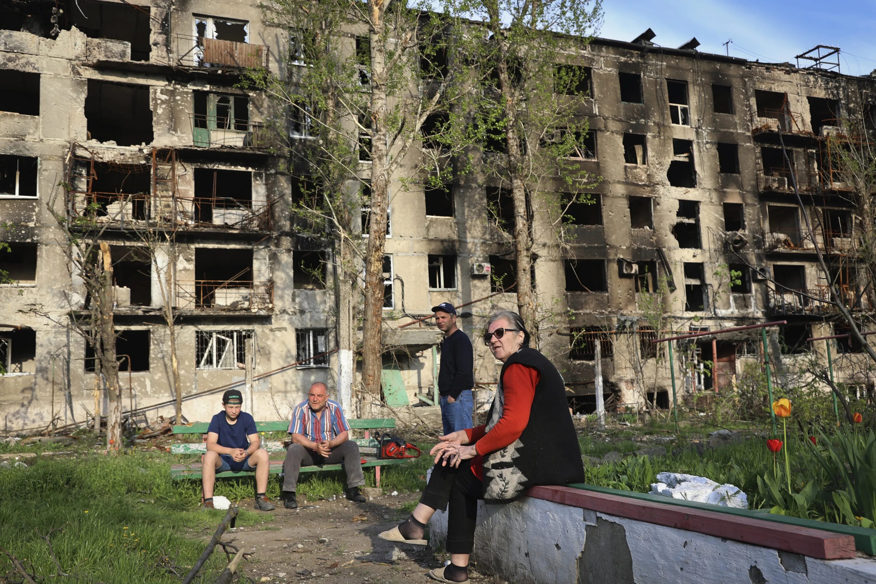 Что разрушили сегодня. Мариуполь май 2022. Мариуполь разрушенное здание. Разрушенный дом.