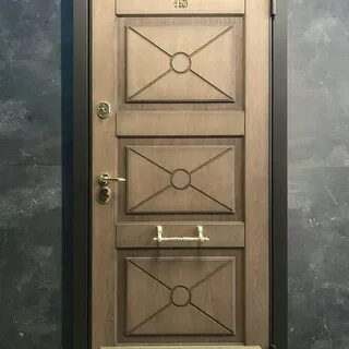 Дверь тогда