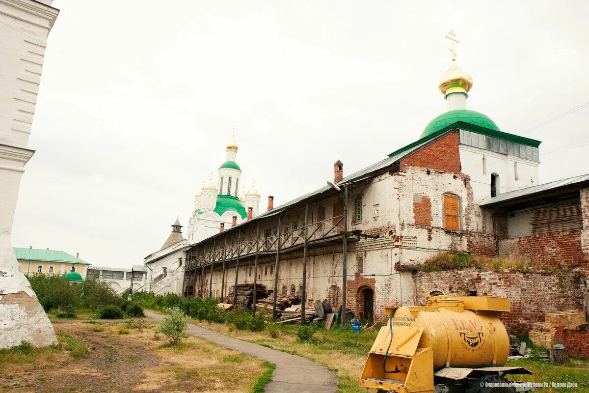 Свято макарьевский монастырь